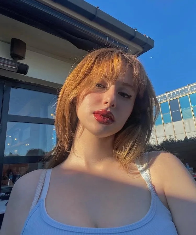 Özlem - Kandilli, Üsküdar Escort