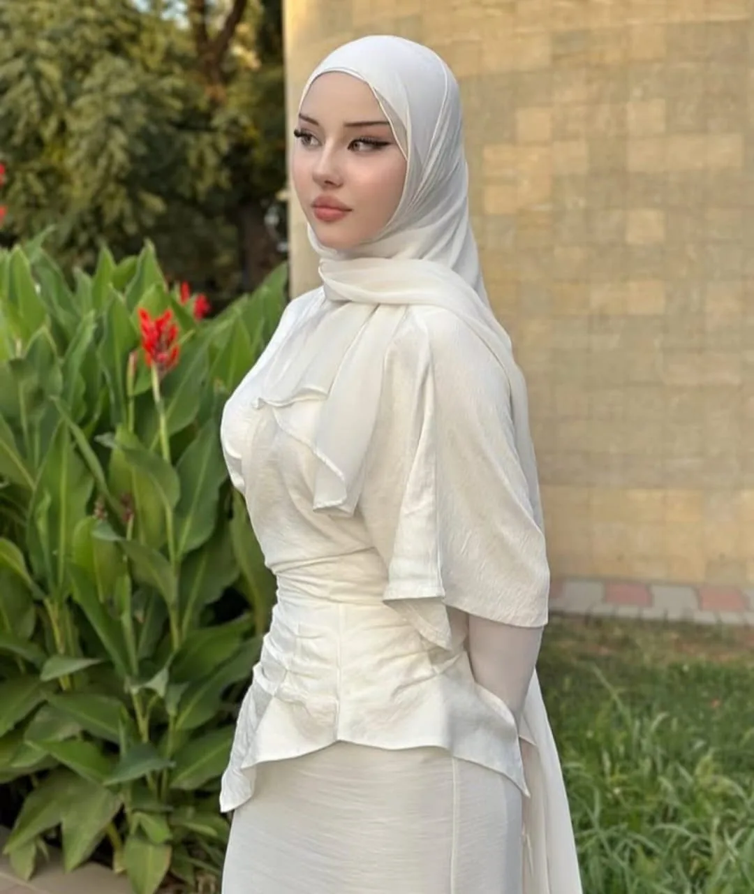Defne - Acıbadem, Kadıköy Escort