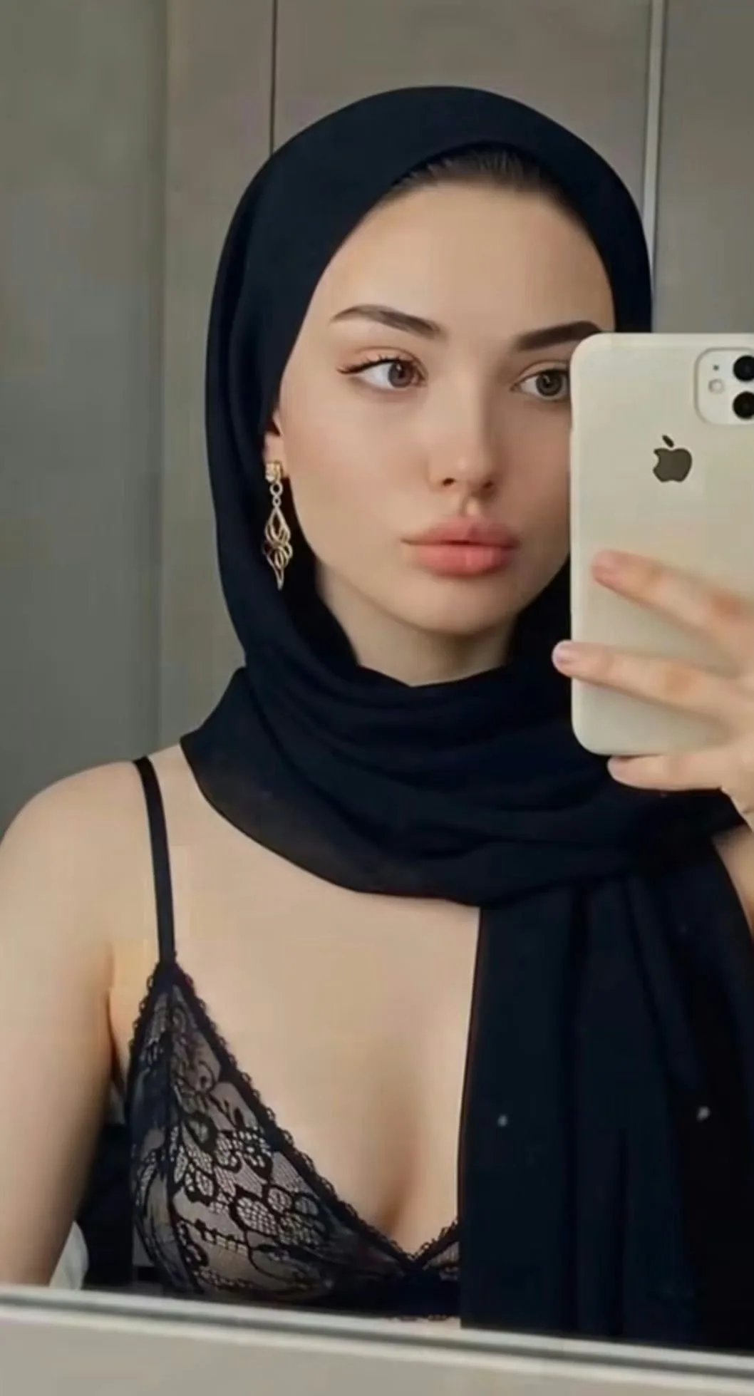 Alina - Üsküdar Escort
